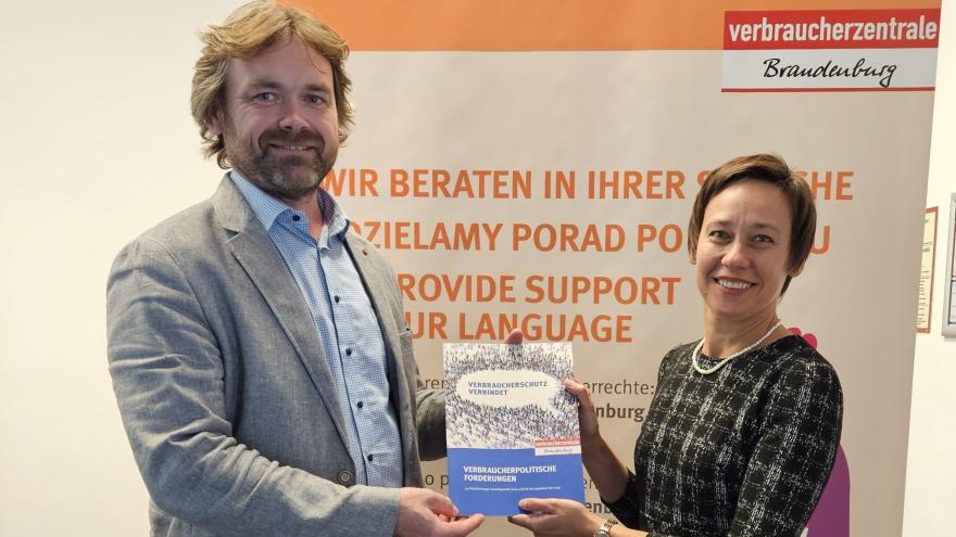 Matthias Steinfurth und Katarzyna Guzenda mit verbraucherpolitischem Forderungskatalog