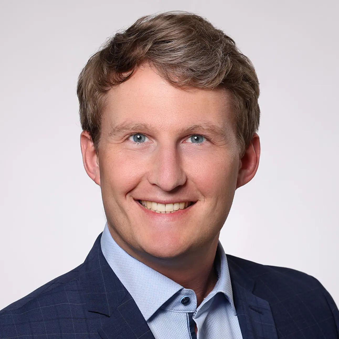 Energieberater Julian Brenner