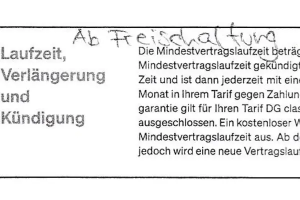 Anzeigentext mit der Frage, wann der Vertrag für den Glasfaseranschluss beginnt.