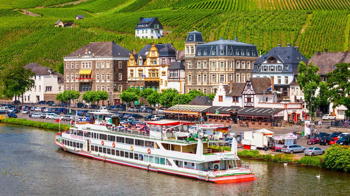 Eine Flusskreuzfahrt.