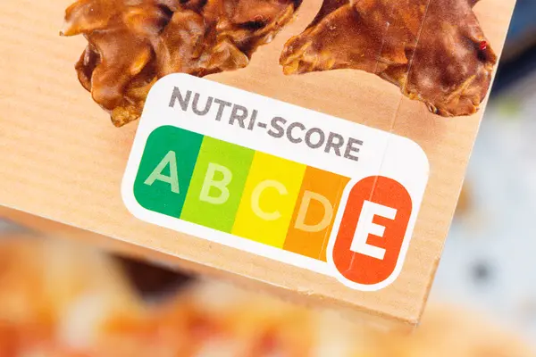Eine Nutri Score Tabelle auf einer Lebensmittelverpackung.