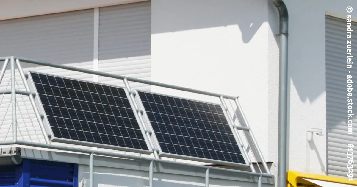 Balkon-Solar: Direkt Strom ins Zuhause mit Steckersolar nutzen
