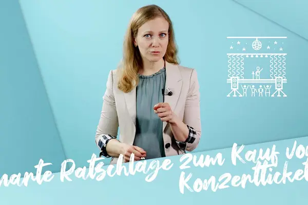 Frau erklärt zu Tickets und Events