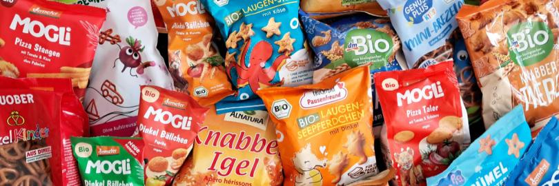 Zahlreiche Produkte aus der Stichprobe liegen auf einem Haufen