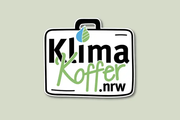 Grafischer Koffer mit Text "Klimakoffer.nrw"