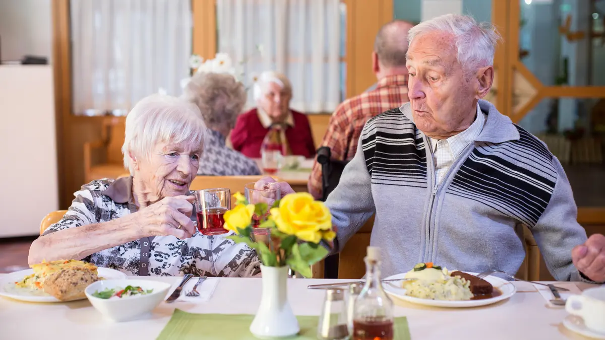 Mittagessen in Gemeinschaft