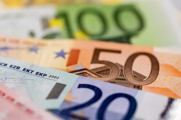 Geldscheine zur Altersvorsorge