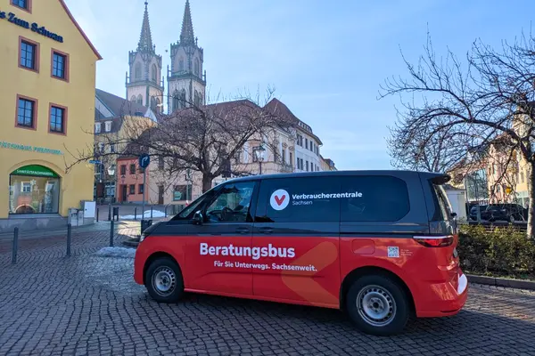 Beratungsbus der Verbraucherzentrale Sachsen in Oschatz.