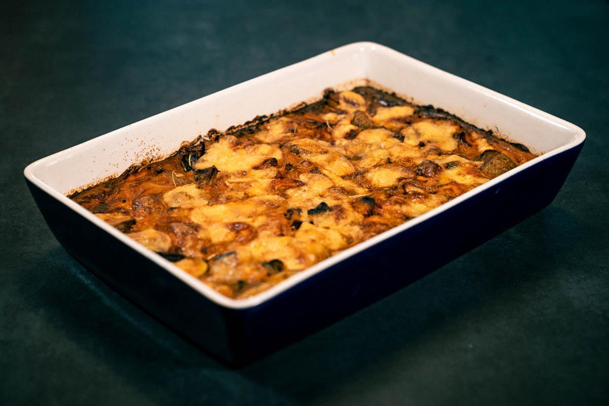 Ein Auflauf in einer Auflaufform