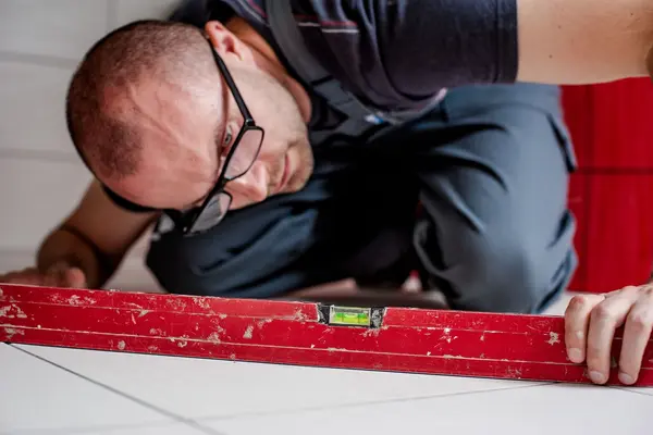 Handwerker im Haus