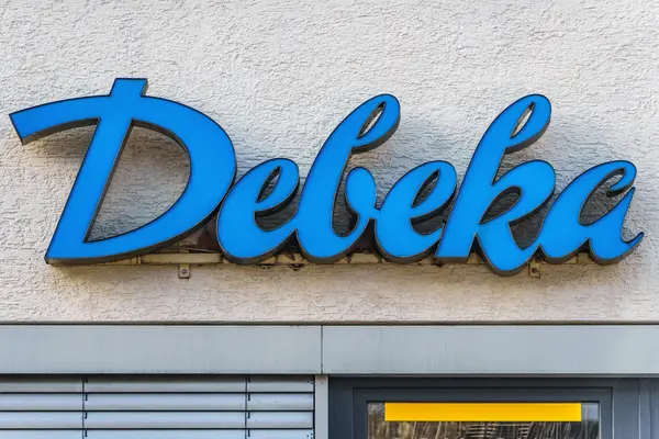 Schriftzug der Lebensversicherung Debeka