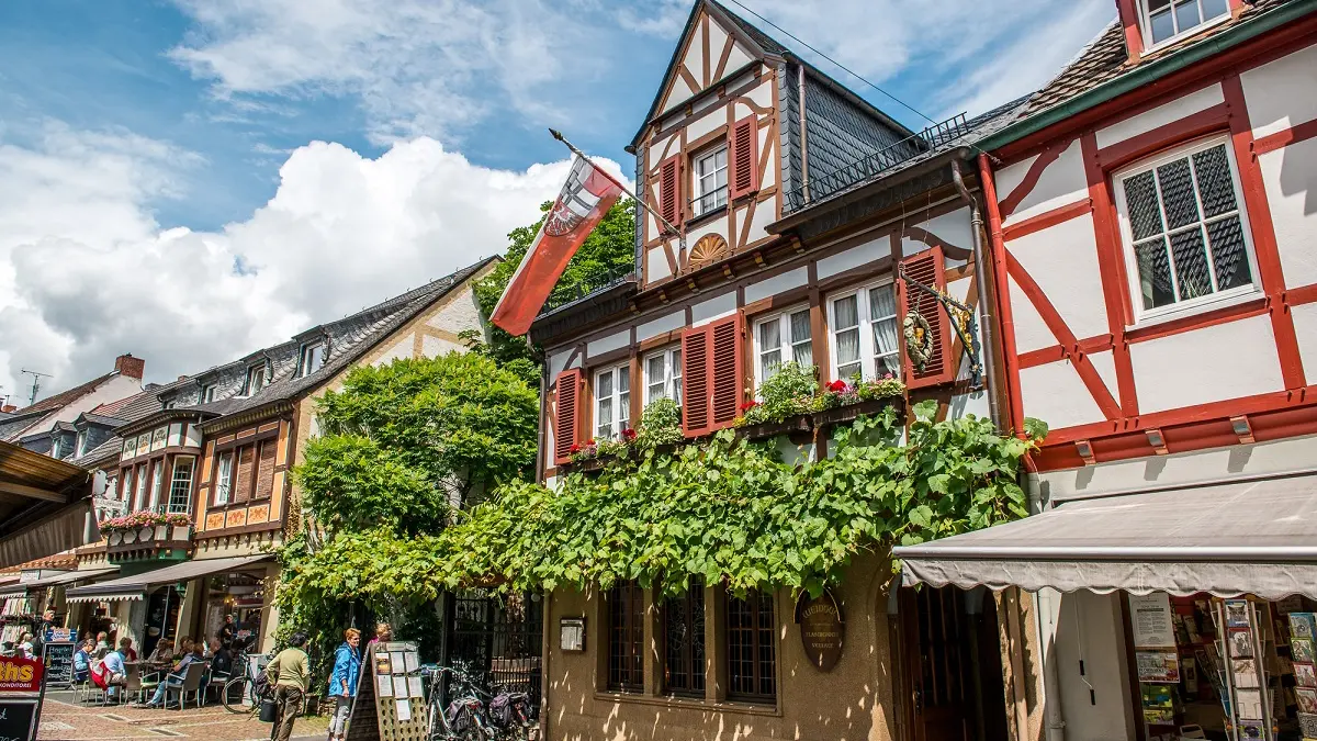 Wir sind für Sie vor Ort in Bad Neuenahr-Ahrweiler