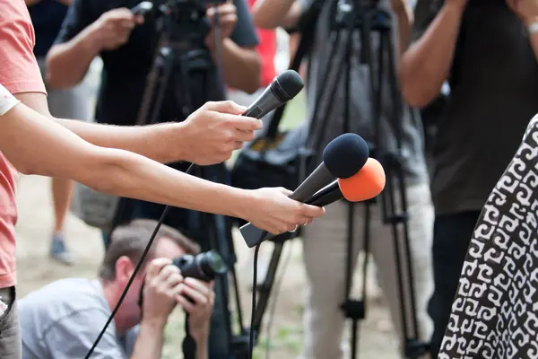 Medien