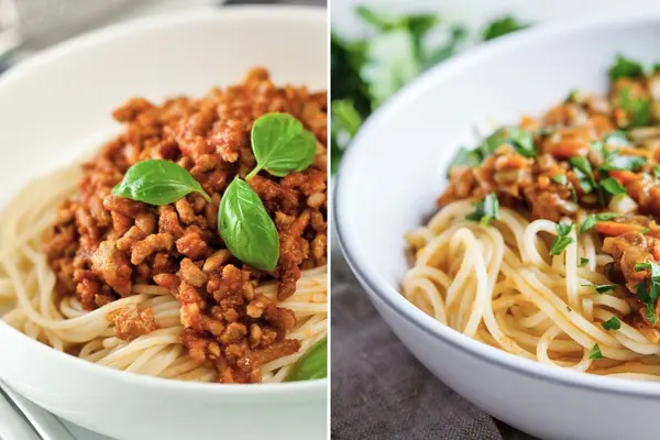 Links eine Bolognese mit Fleisch, rechts ohne Fleisch