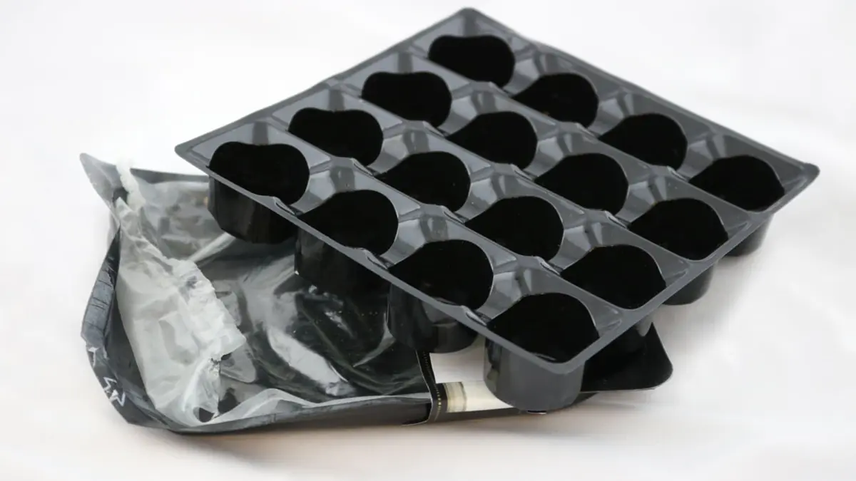 Schwarzes Plastik