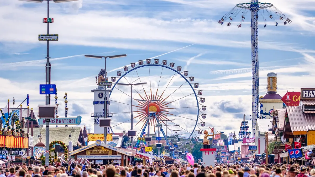 Oktoberfest mit Riesenrad