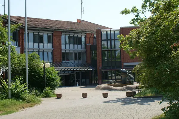 Gebäude der Kreisverwaltung Südliche Weinstraße.