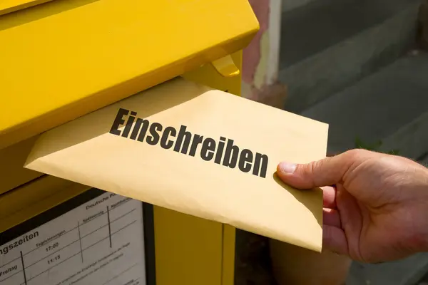 Einschreiben Brief