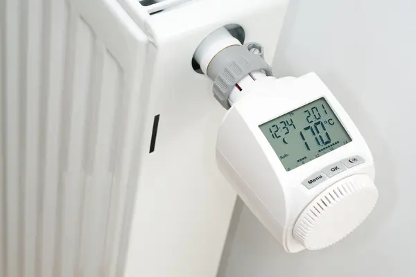 Thermostat mit digitaler Anzeige