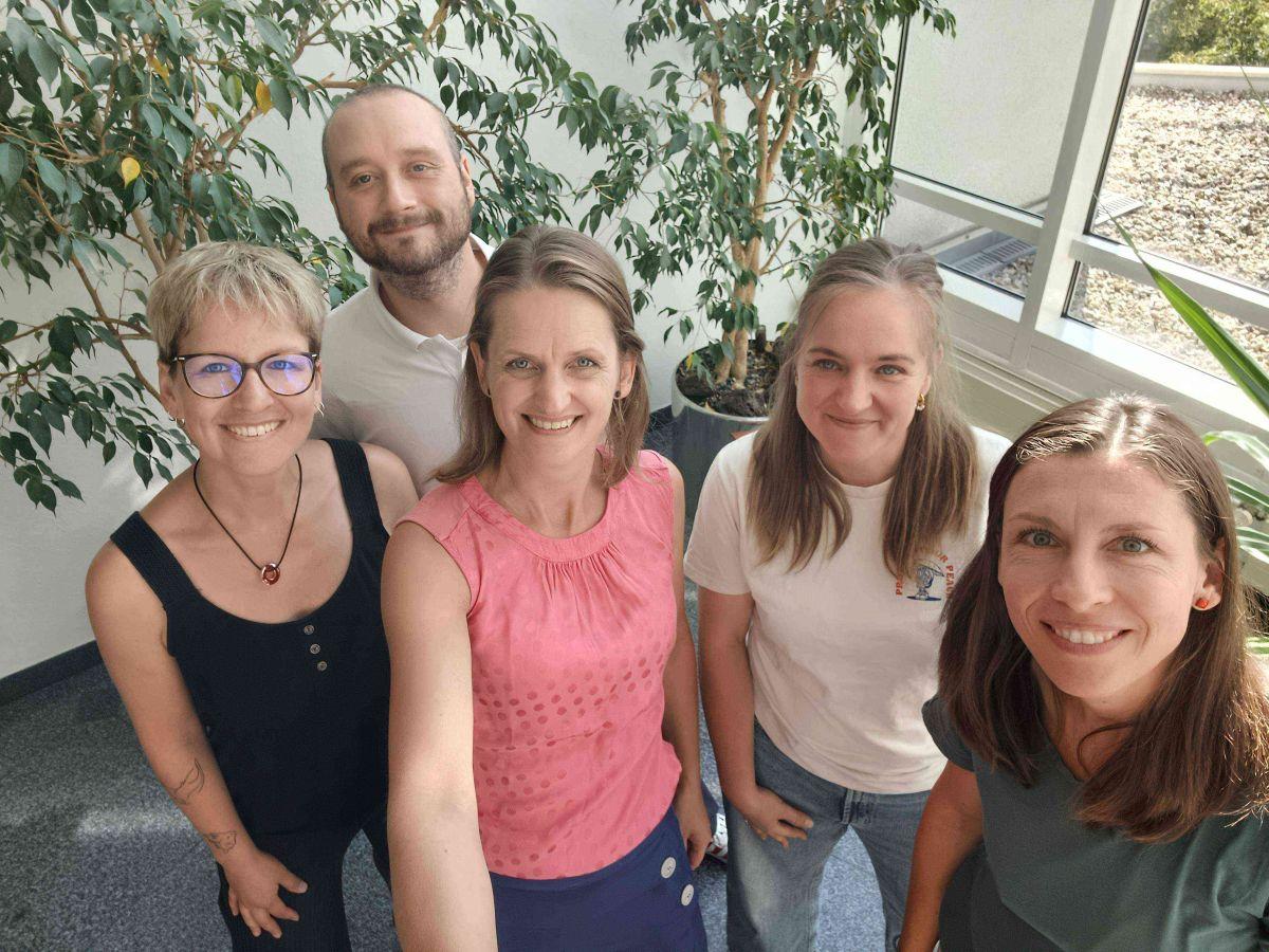 Team der Vernetzungsstelle (von links): Franziska Schattke, Mike Ogorsolka, Alexandra Lienig, Adrienne Neumann (nicht mehr im Projekt), Katharina Berg