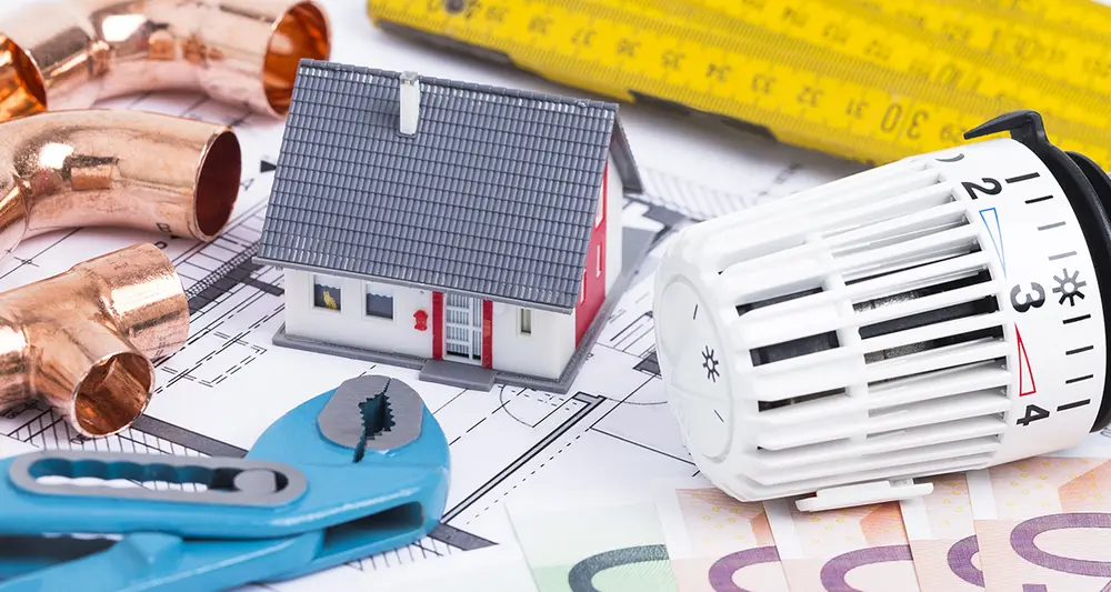 Modellhaus, Thermostat, Heizungsrohre, Geld, Hausgrundriss, Zollstock