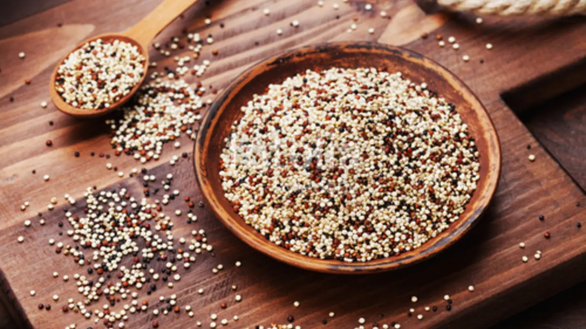 Eine Schale mit Quinoa.