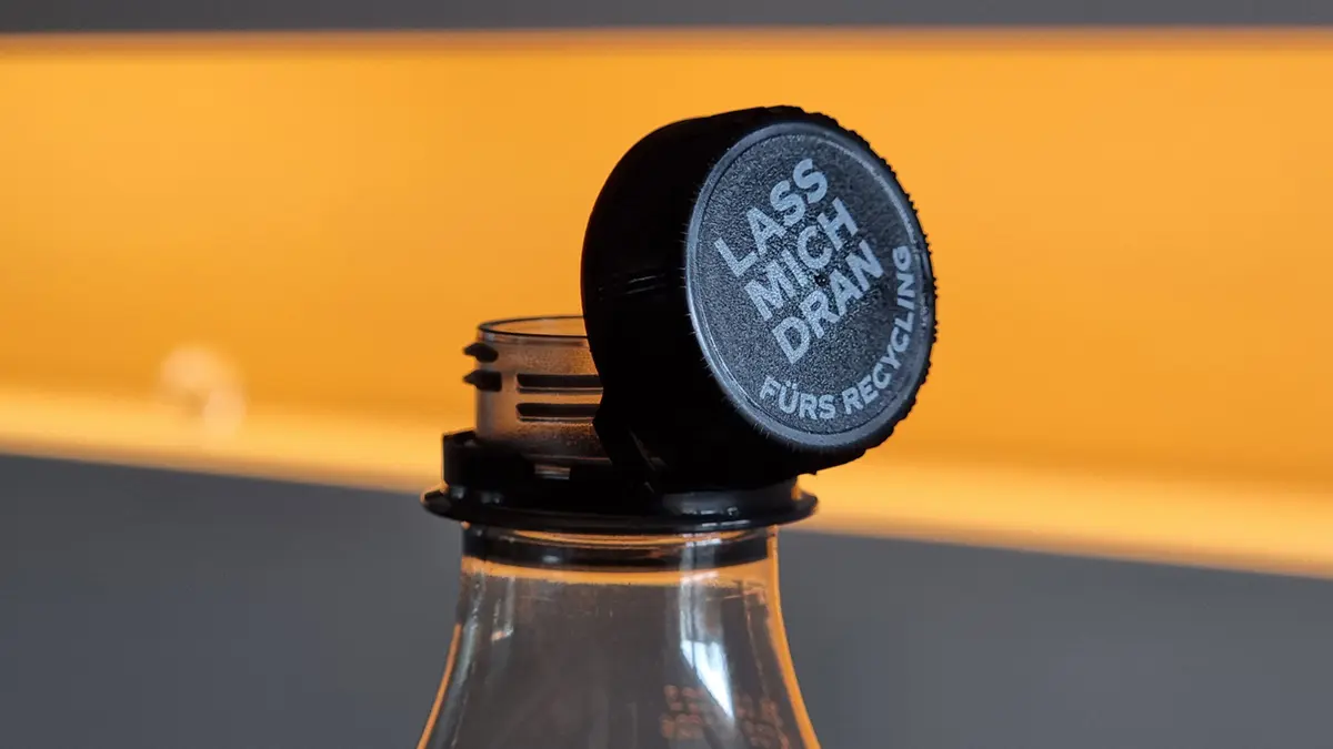 Geöffneter Verschluss einer Flasche