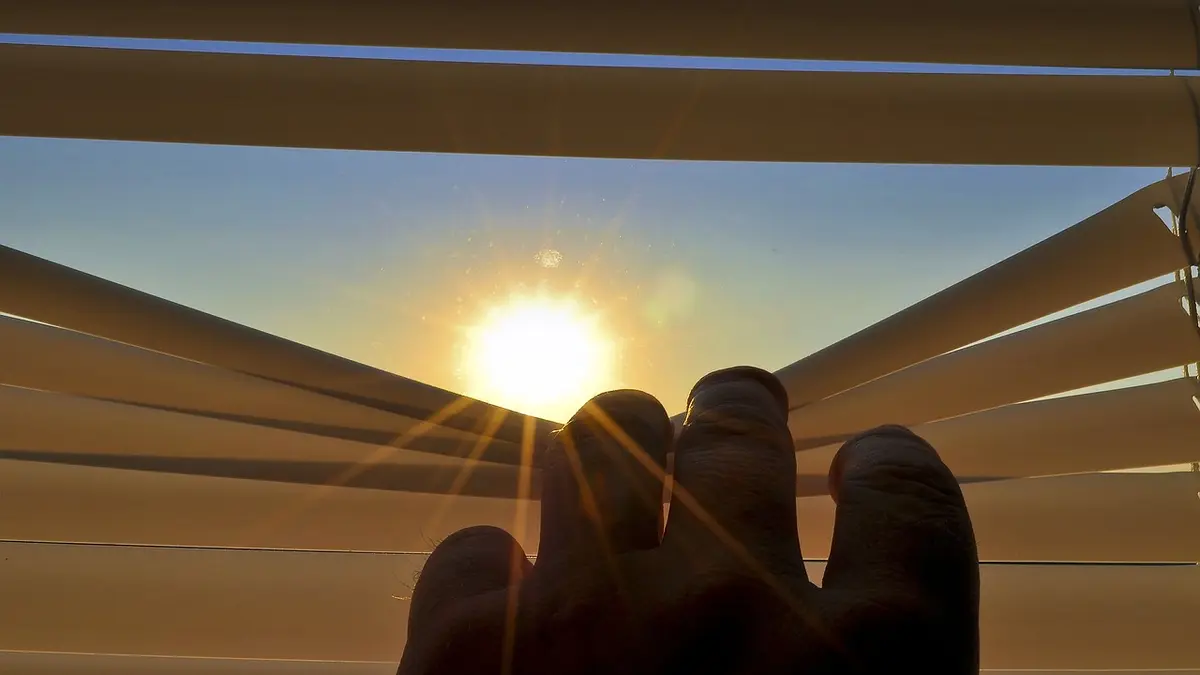 Sonne durch Rollo