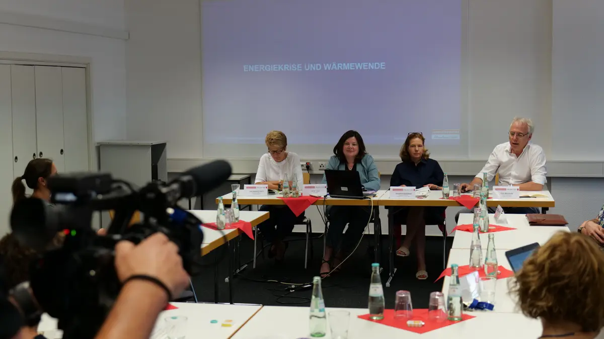 Bild von der Jahrespressekonferenz in der Verbraucherzentrale Rheinland-Pfalz