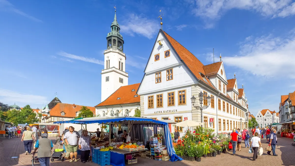 Marktplatz Celle mit altem Rathaus