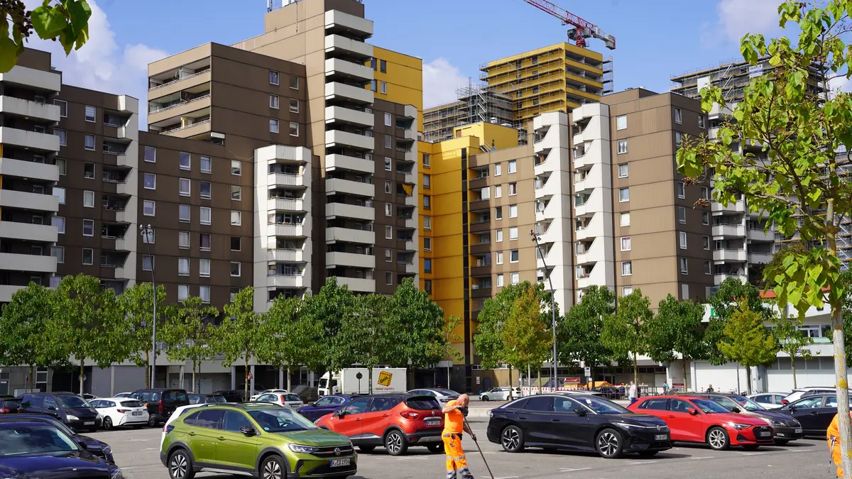 Hochhaussiedlung in einer Großstadt