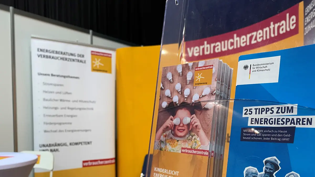 Stand auf der Messe mit Roll-Ups