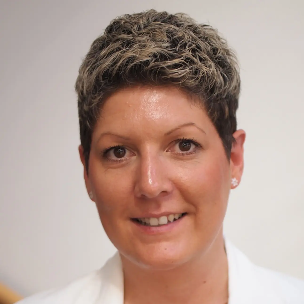 Beraterin Juliane Manhardt im Portrait. 