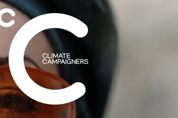 Der Buchstabe C mit Schriftzug "Climate Campaigners" als Logo der gleichnamigen App