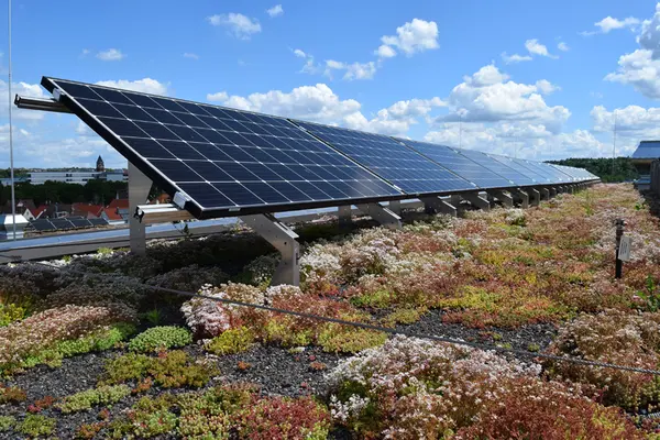 Solarpanel auf einem Dach