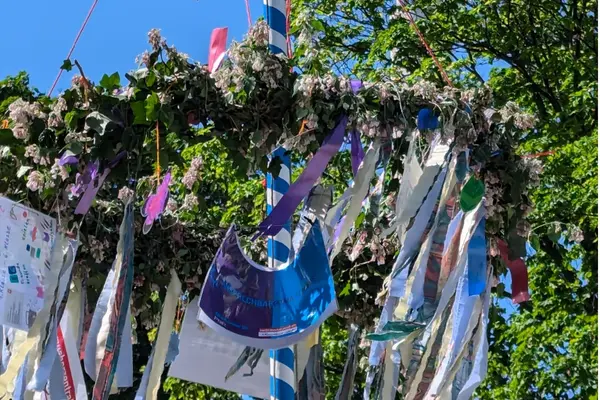 Ein Maibaum