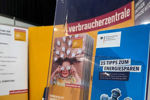 Stand auf der Messe mit Roll-Ups