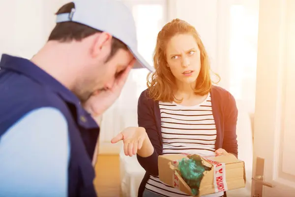 Ware fehlerhaft? Reklamierne Sie.