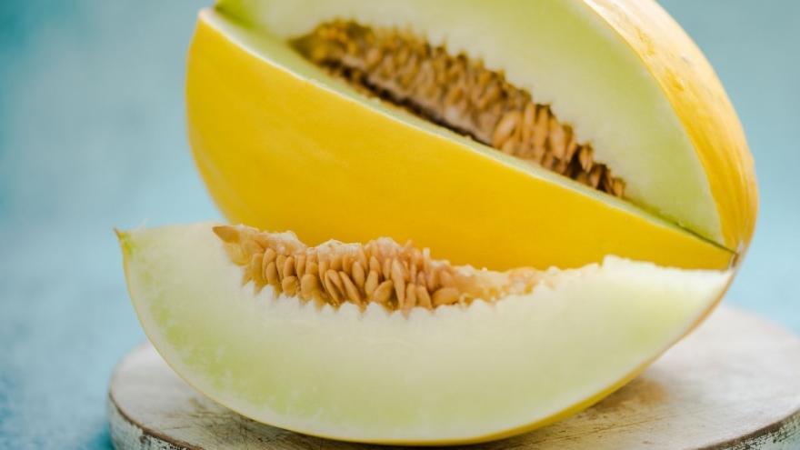 Aufgeschnittene gelbe Honigmelone